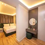 Lili-1 3* Sarandë