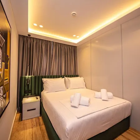 Hotel Lili-1 Saranda