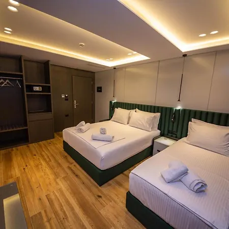 Hotel Lili-1 3*