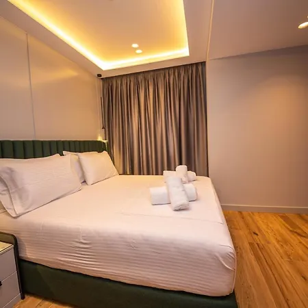 Lili-1 Hotel 3*