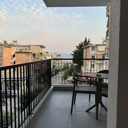 Lili-1 Sarandë